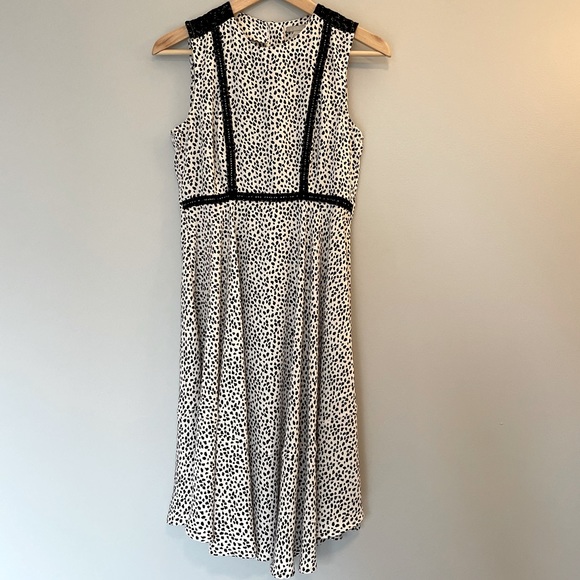 H&M Dresses & Skirts - H&M black and white dress